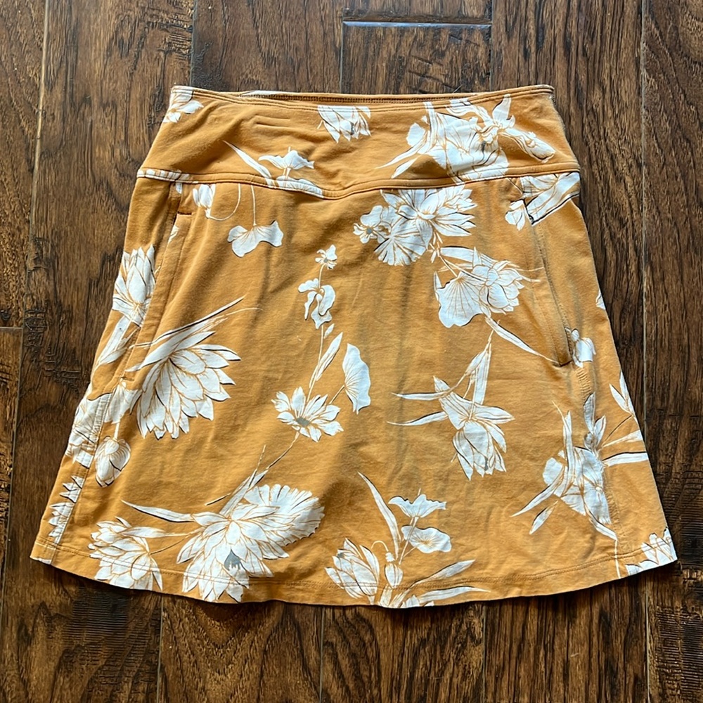 Sherpa Adventure Gear skort, size x-small - Picture 8 of 14